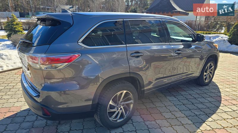 Позашляховик / Кросовер Toyota Highlander 2016 в Житомирі