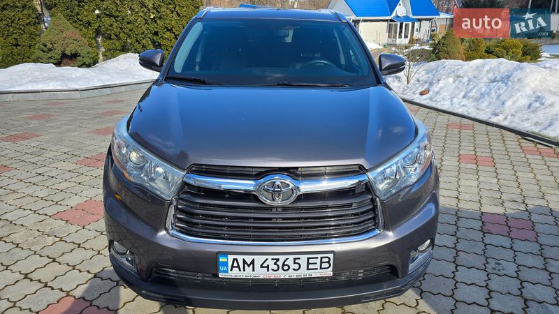 Позашляховик / Кросовер Toyota Highlander 2016 в Житомирі