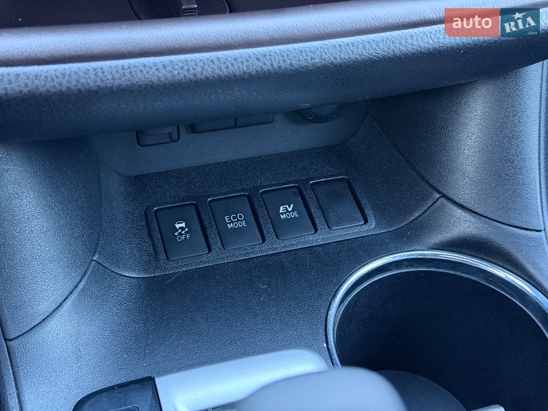 Внедорожник / Кроссовер Toyota Highlander 2018 в Ровно