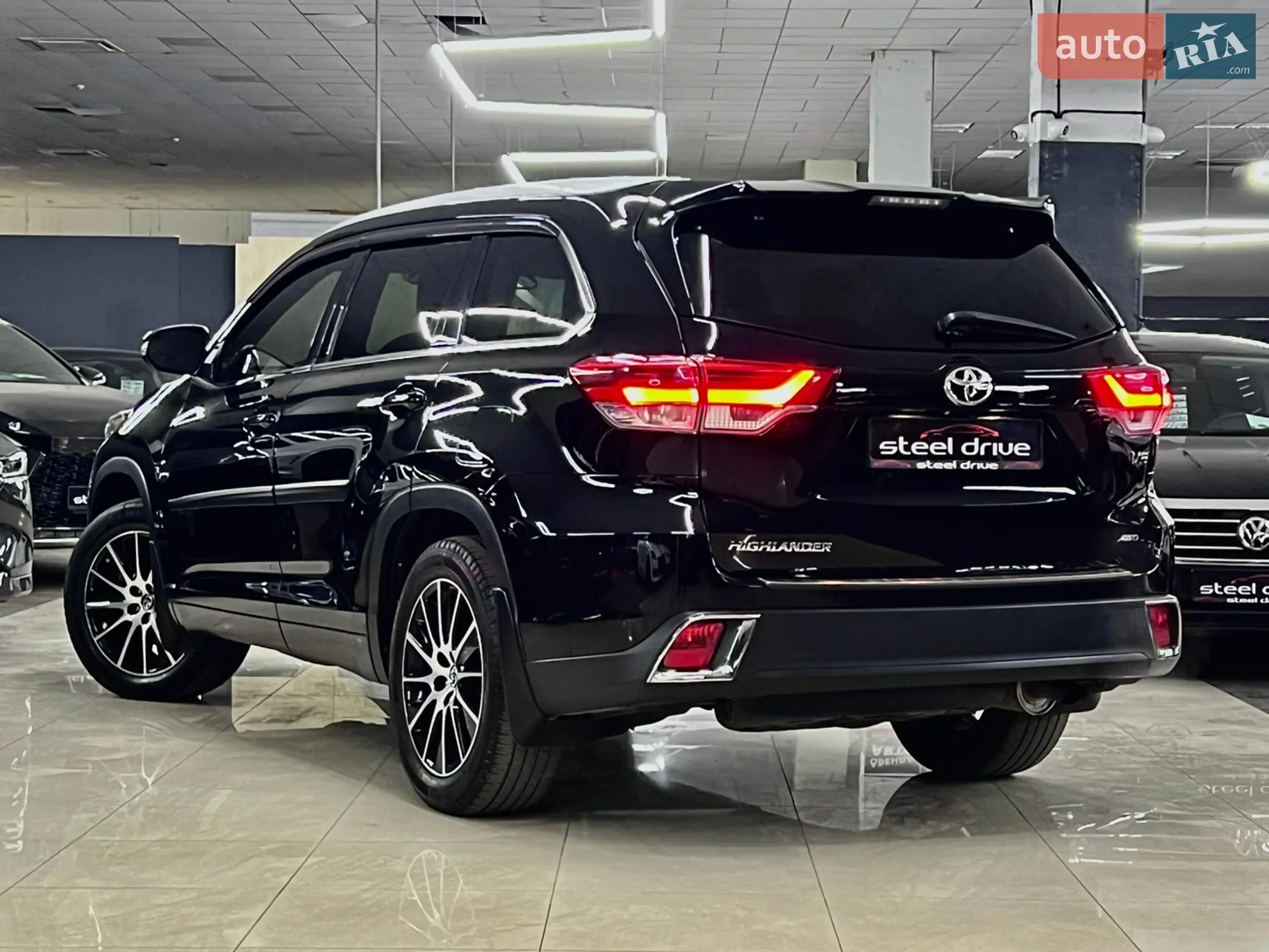 2017 Toyota Highlander - мініатюра 3