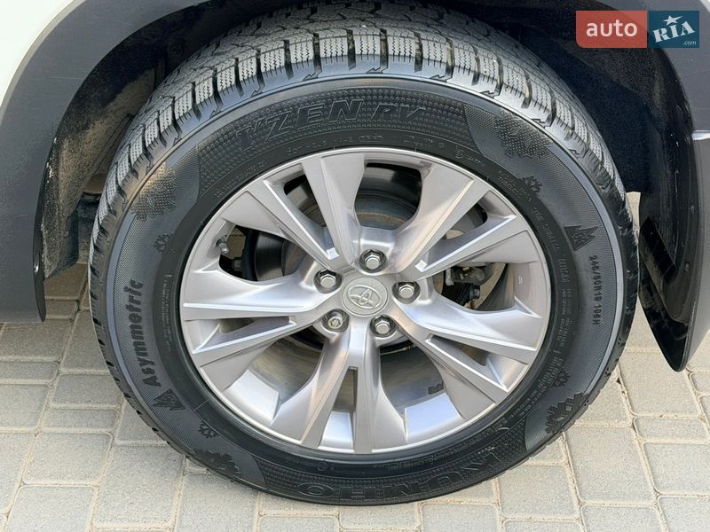 Внедорожник / Кроссовер Toyota Highlander 2014 в Одессе