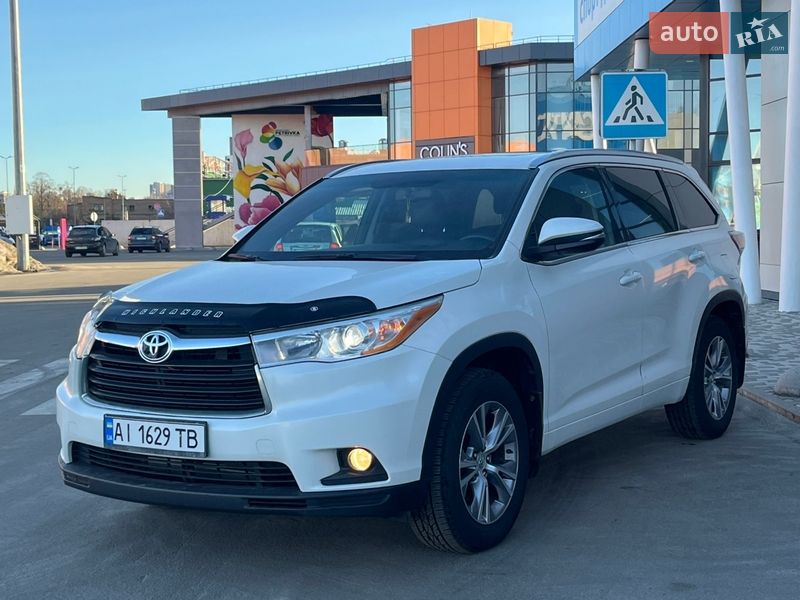 Внедорожник / Кроссовер Toyota Highlander 2014 в Киеве