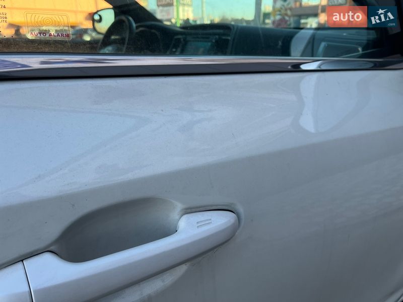 Внедорожник / Кроссовер Toyota Highlander 2014 в Киеве