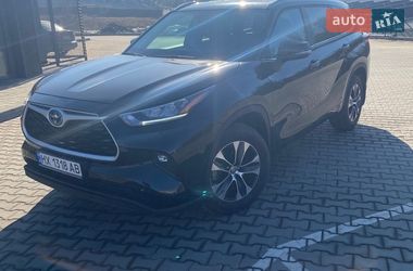 Внедорожник / Кроссовер Toyota Highlander 2024 в Хмельницком