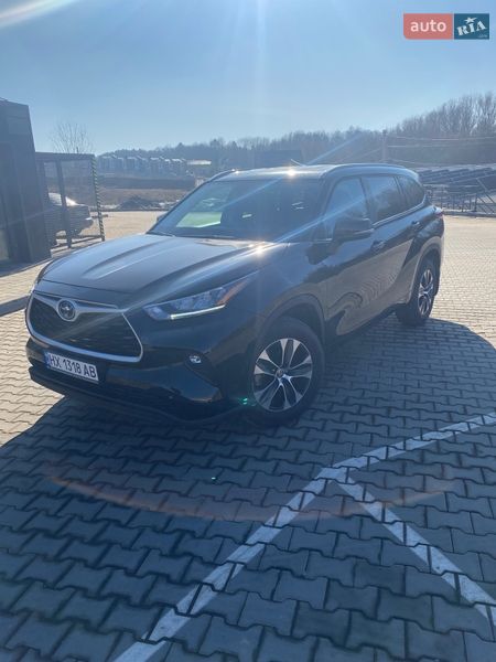 Toyota Highlander 2024