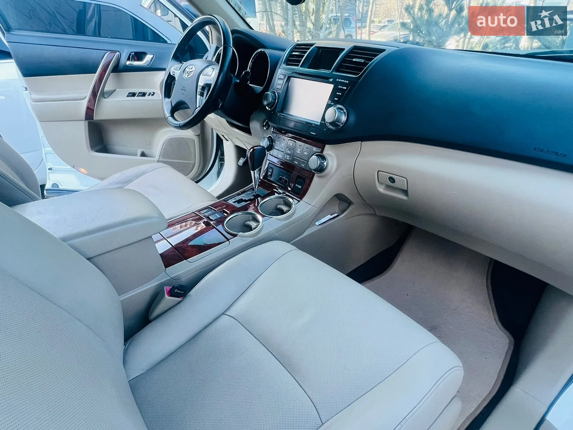 2012 Toyota Highlander - фото 1