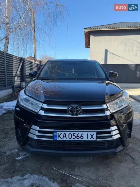 Toyota Highlander 2018 VIN 5TDBZRFH5JS899680 фото оголошення 34 з 75