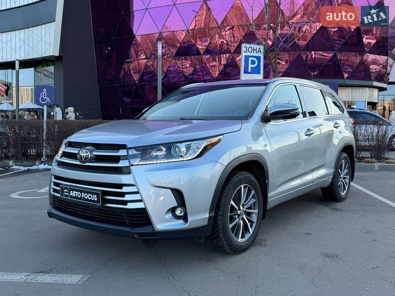 Позашляховик / Кросовер Toyota Highlander 2018 в Києві фото 3 Позашляховик / Кросовер Toyota Highlander 2018 в Києві
