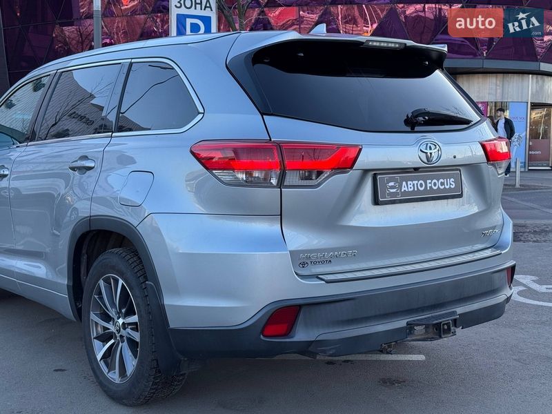 Позашляховик / Кросовер Toyota Highlander 2018 в Києві фото 6 Позашляховик / Кросовер Toyota Highlander 2018 в Києві
