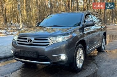 Позашляховик / Кросовер Toyota Highlander 2013 в Житомирі