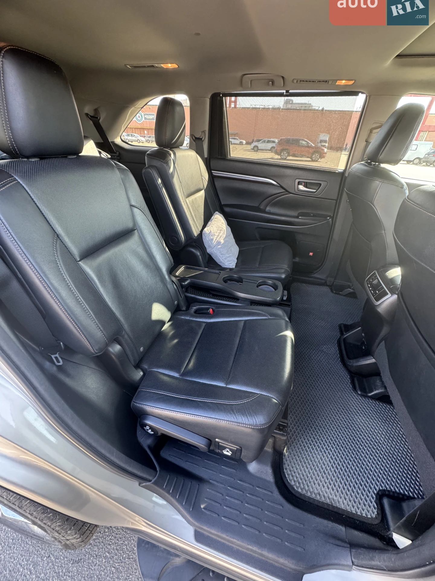 2016 Toyota Highlander - мініатюра 20