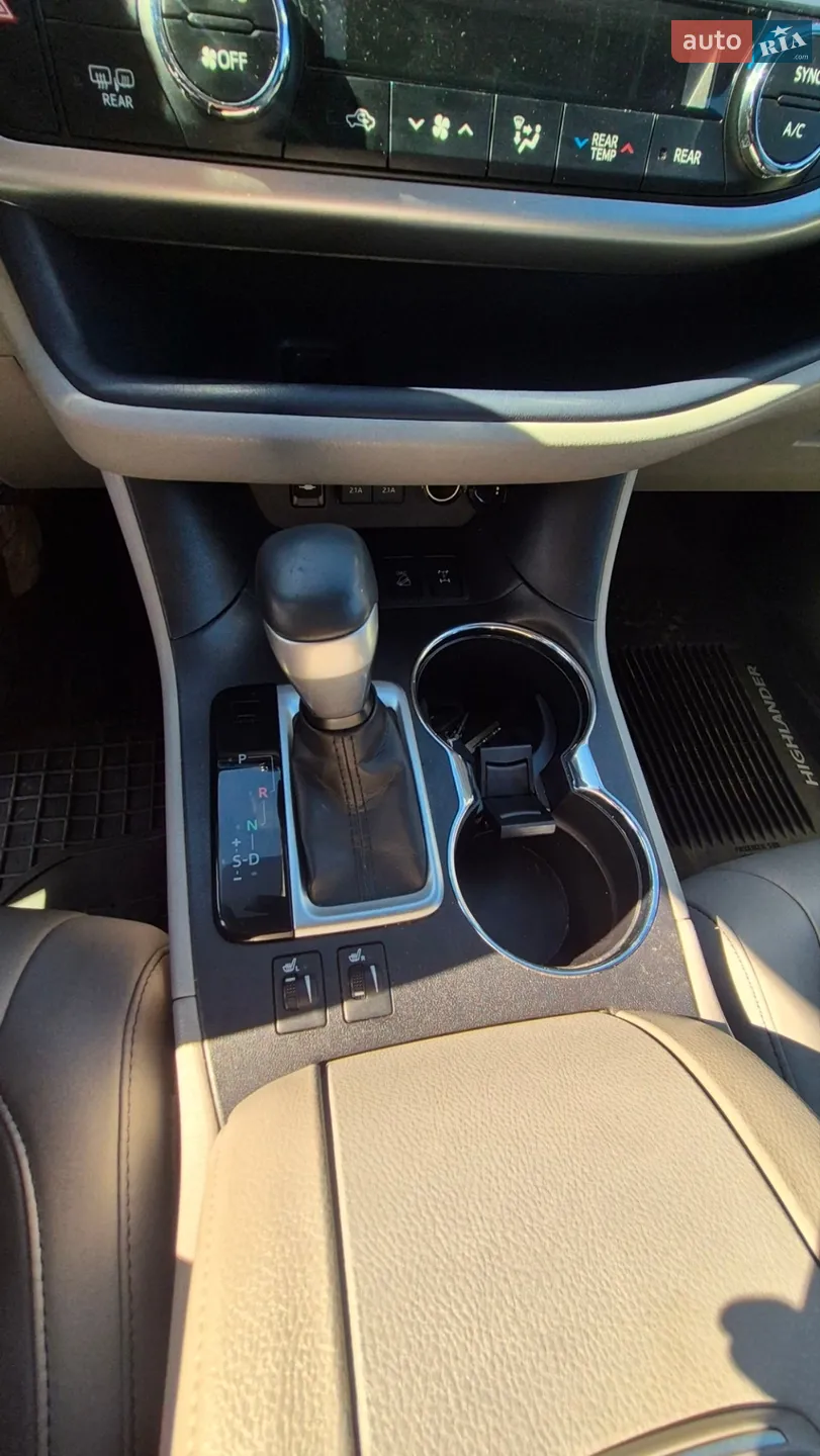 2019 Toyota Highlander - мініатюра 19