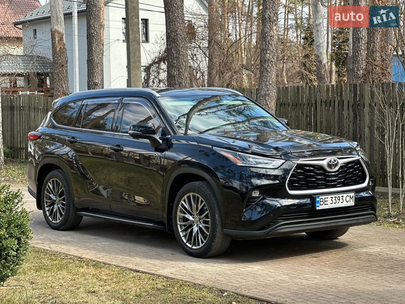 Позашляховик / Кросовер Toyota Highlander 2020 в Києві