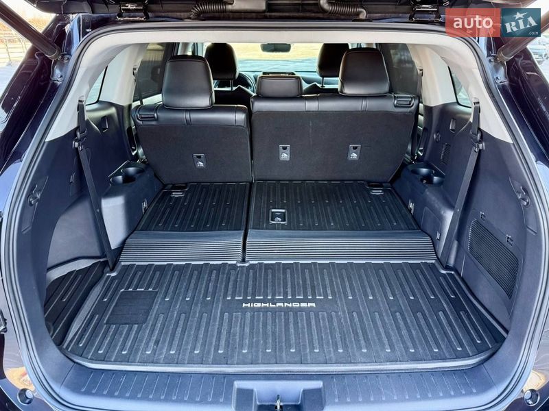 Внедорожник / Кроссовер Toyota Highlander 2020 в Киеве