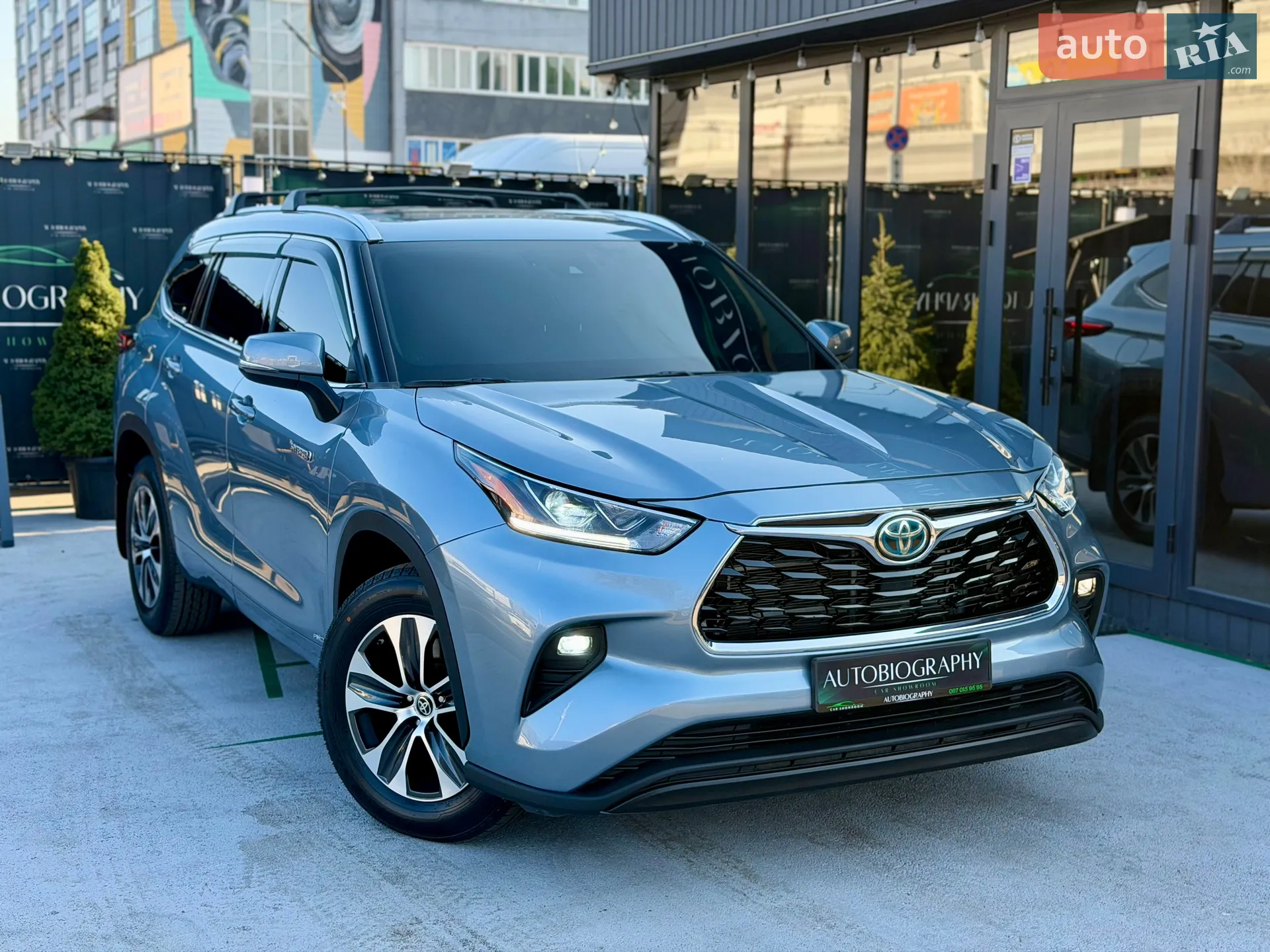 2021 Toyota Highlander - фото 1