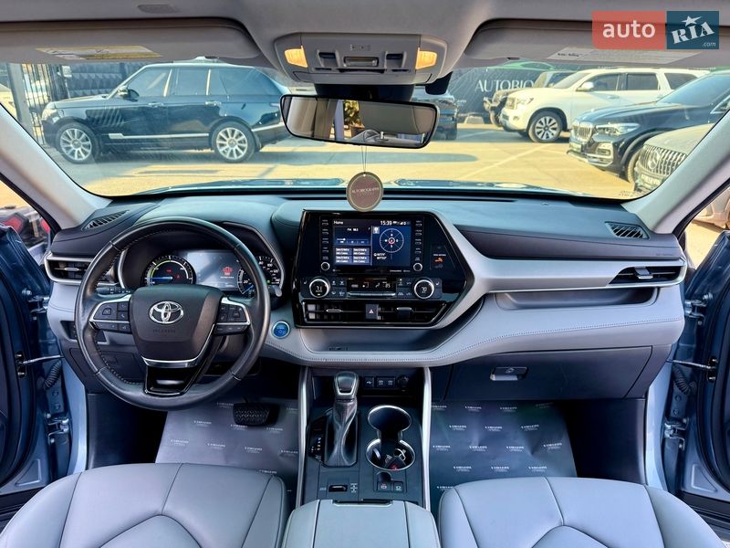 Позашляховик / Кросовер Toyota Highlander 2021 в Києві