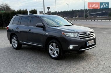 Внедорожник / Кроссовер Toyota Highlander 2013 в Житомире