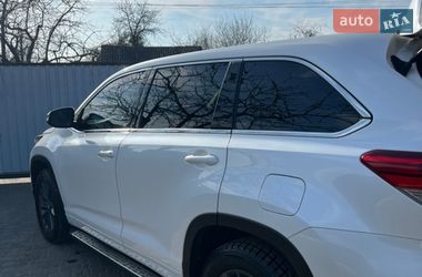 Позашляховик / Кросовер Toyota Highlander 2017 в Ніжині