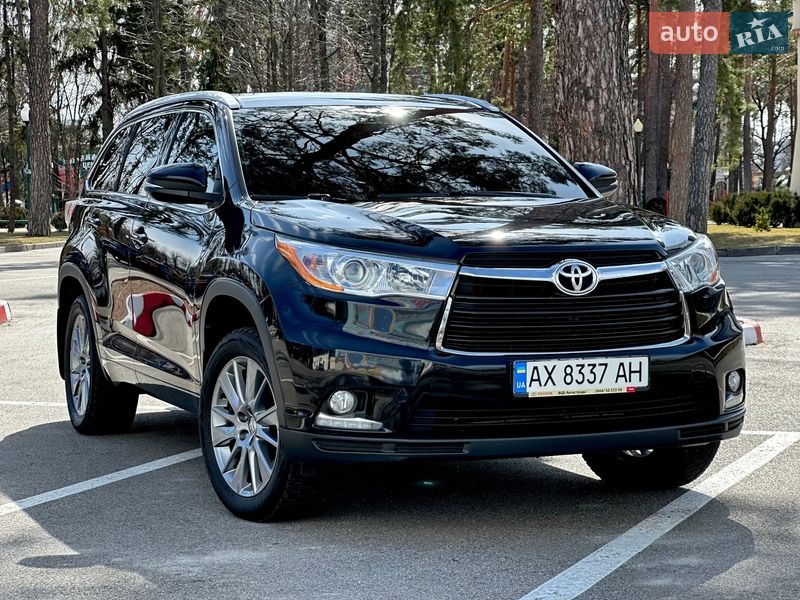 Позашляховик / Кросовер Toyota Highlander 2015 в Харкові