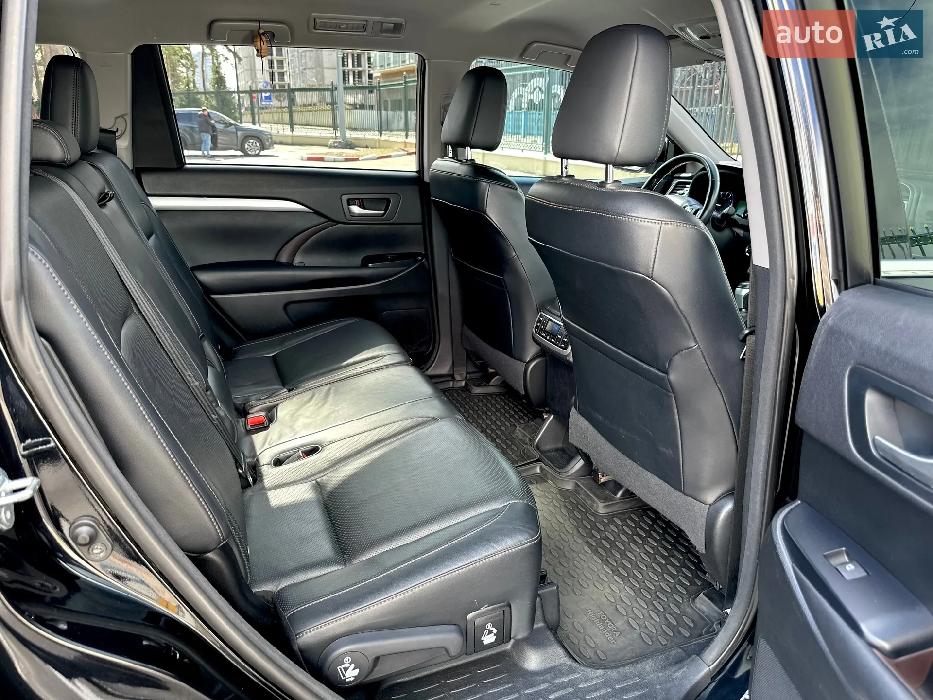 2015 Toyota Highlander - мініатюра 19