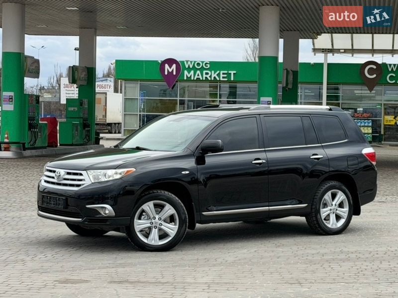 Внедорожник / Кроссовер Toyota Highlander 2014 в Киеве