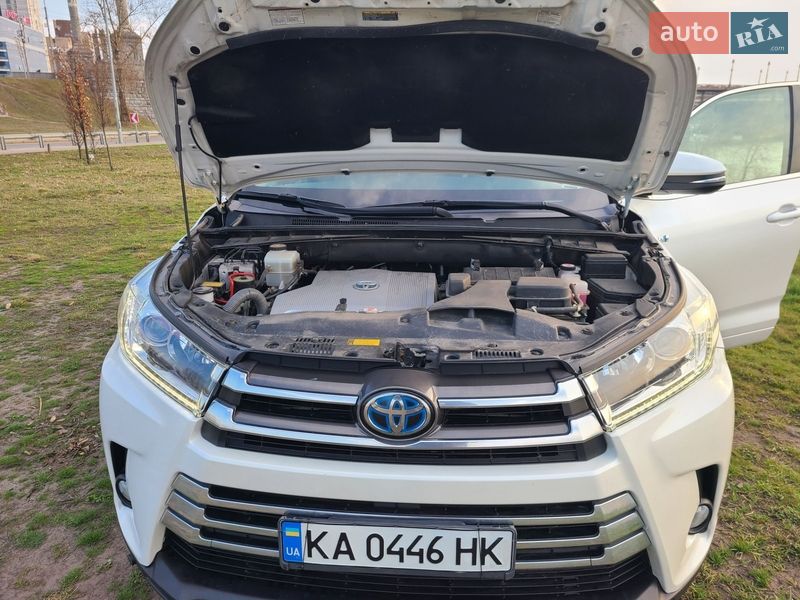 Внедорожник / Кроссовер Toyota Highlander 2018 в Киеве фото 9 Внедорожник / Кроссовер Toyota Highlander 2018 в Киеве