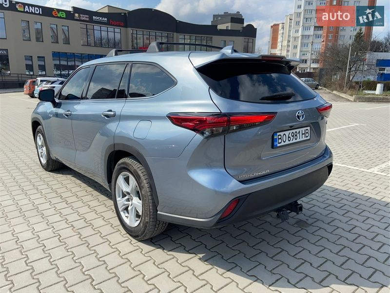 Позашляховик / Кросовер Toyota Highlander 2020 в Тернополі