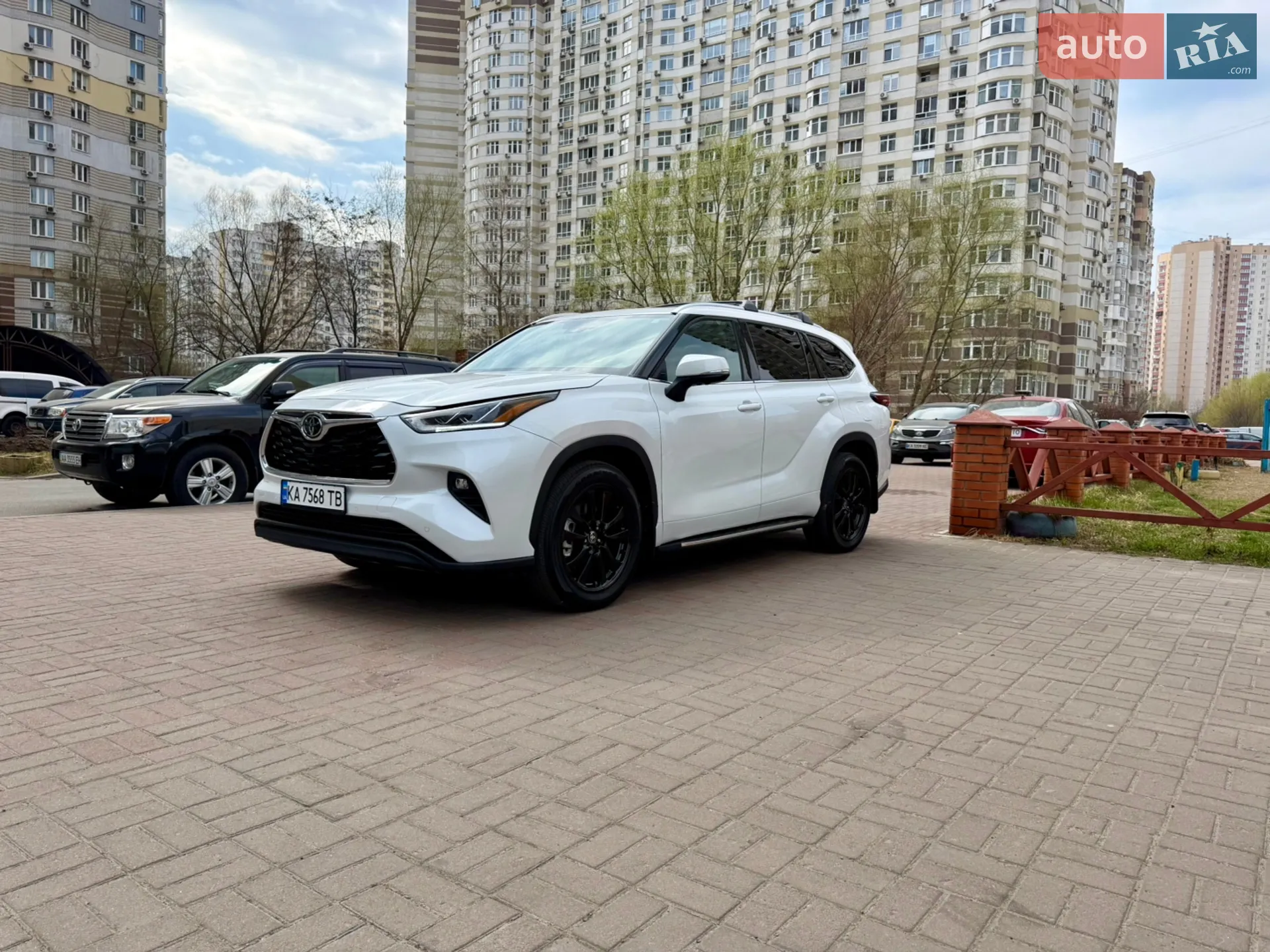 2025 Toyota Highlander - мініатюра 2