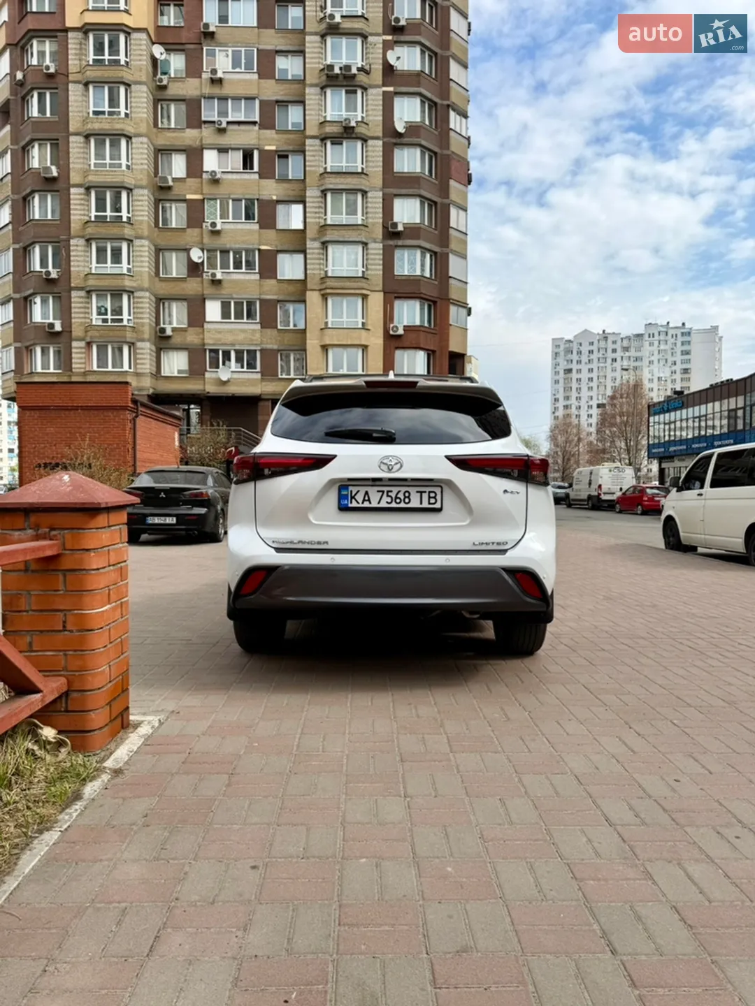 2025 Toyota Highlander - мініатюра 8