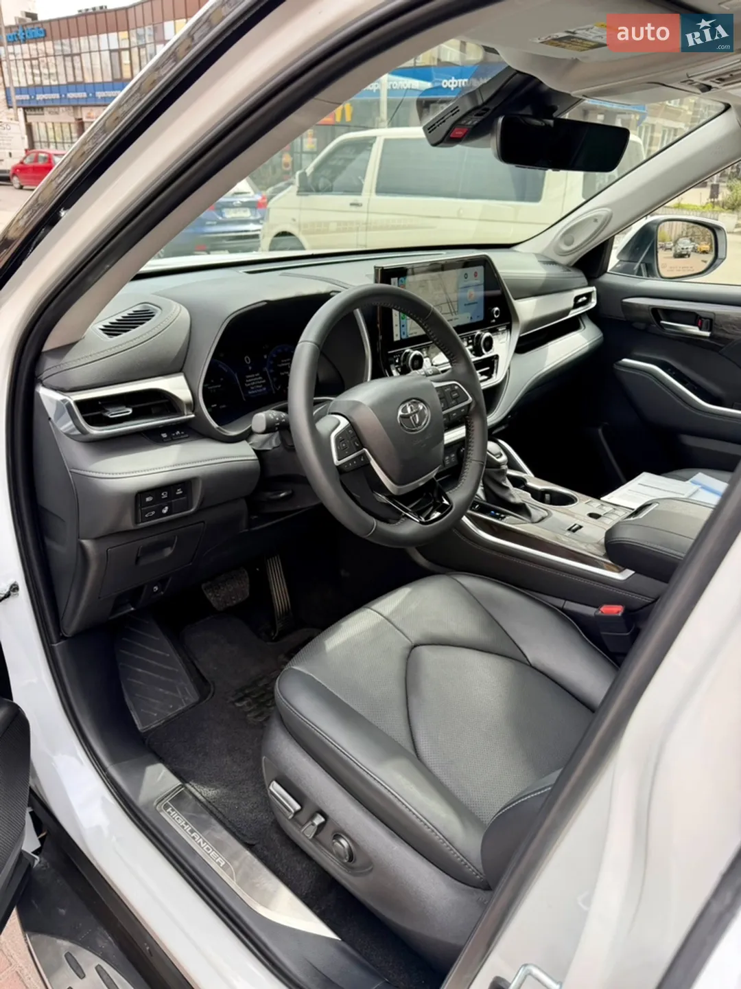 2025 Toyota Highlander - мініатюра 10