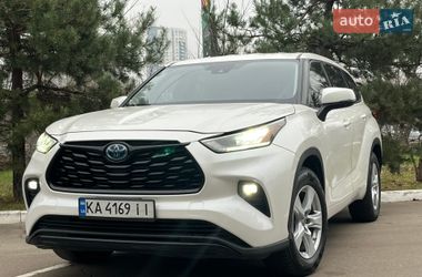 Позашляховик / Кросовер Toyota Highlander 2020 в Києві