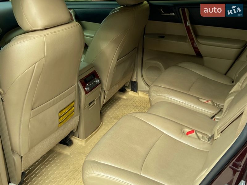 Позашляховик / Кросовер Toyota Highlander 2013 в Ізмаїлі