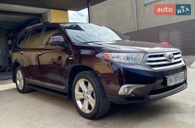 Внедорожник / Кроссовер Toyota Highlander 2013 в Измаиле