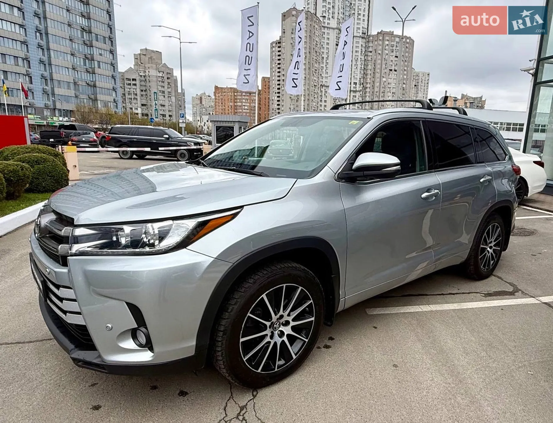 2017 Toyota Highlander - мініатюра 6