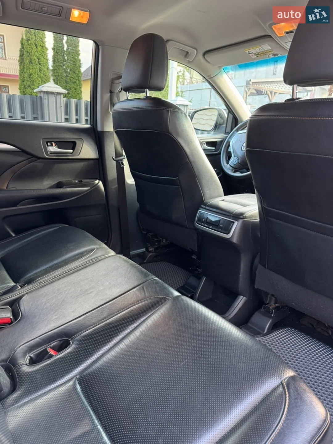 2015 Toyota Highlander - мініатюра 8