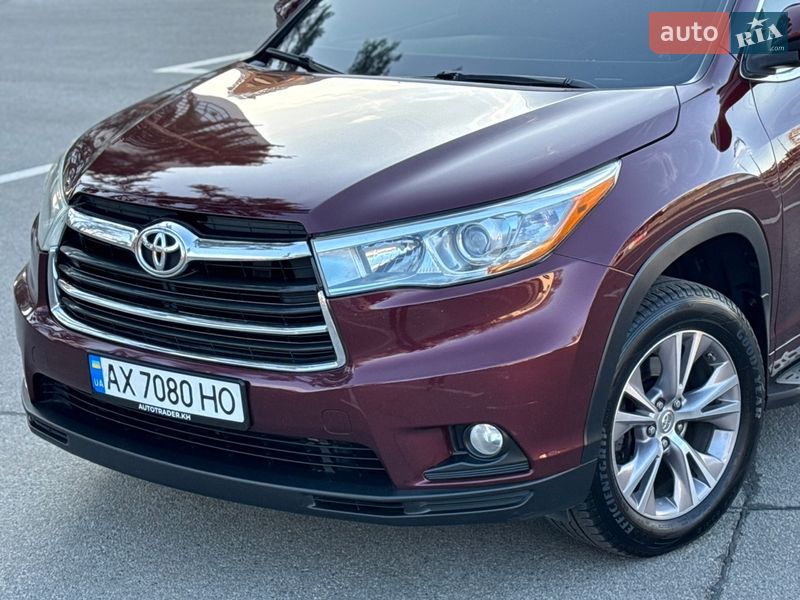 Позашляховик / Кросовер Toyota Highlander 2015 в Києві