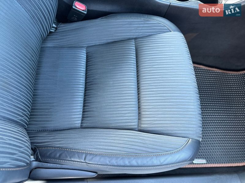 Позашляховик / Кросовер Toyota Highlander 2015 в Києві