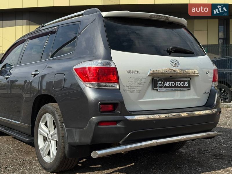Внедорожник / Кроссовер Toyota Highlander 2012 в Киеве