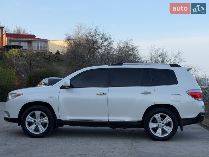 Позашляховик / Кросовер Toyota Highlander 2013 в Одесі