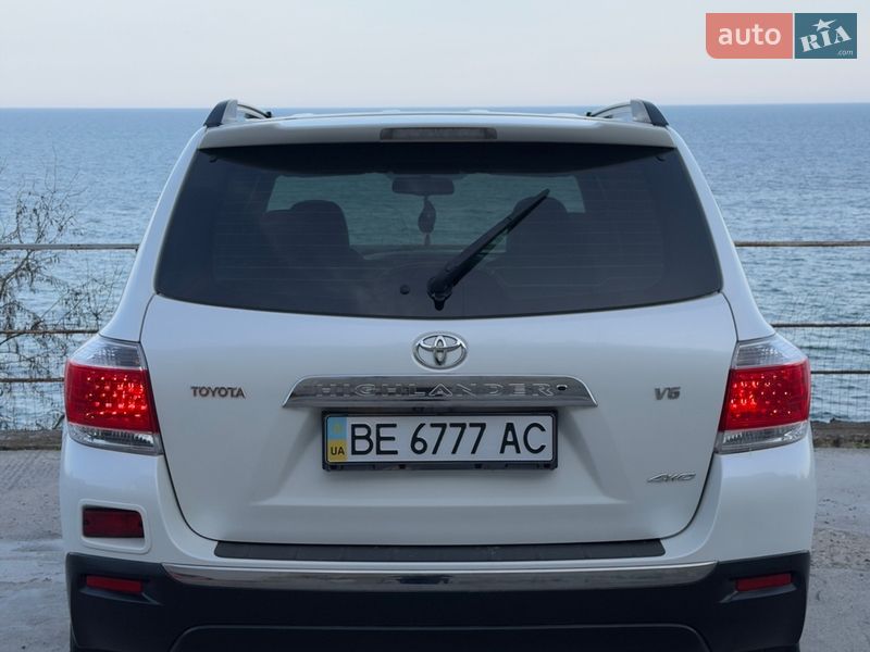 Позашляховик / Кросовер Toyota Highlander 2013 в Одесі