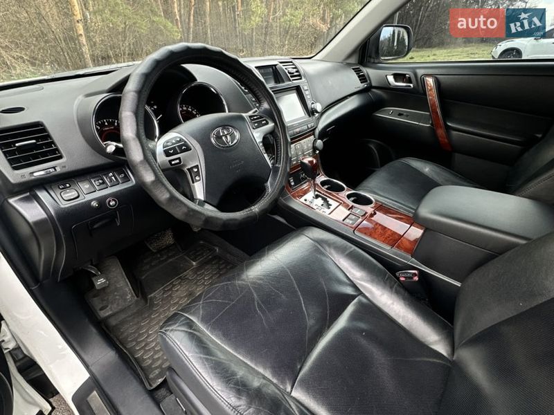 Позашляховик / Кросовер Toyota Highlander 2012 в Білогородці фото 26 Позашляховик / Кросовер Toyota Highlander 2012 в Білогородці