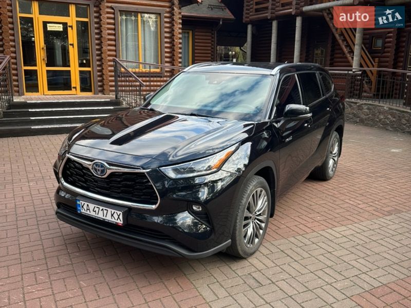 Toyota Highlander 2021