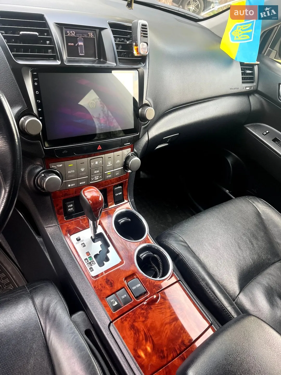 2011 Toyota Highlander - мініатюра 9
