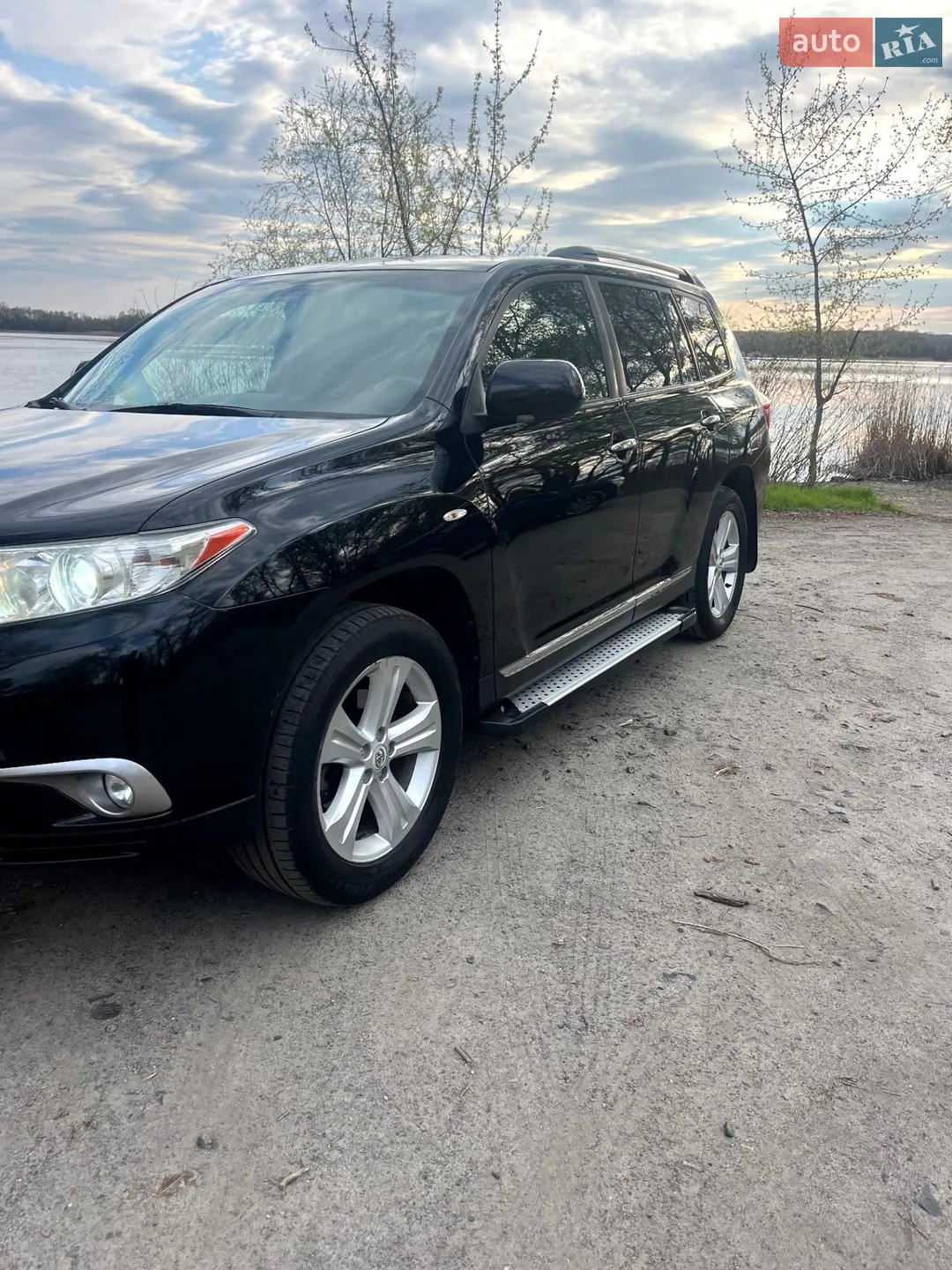 2011 Toyota Highlander - мініатюра 2