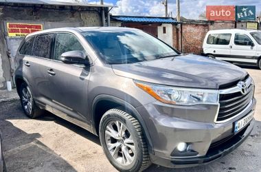 Позашляховик / Кросовер Toyota Highlander 2016 в Білій Церкві