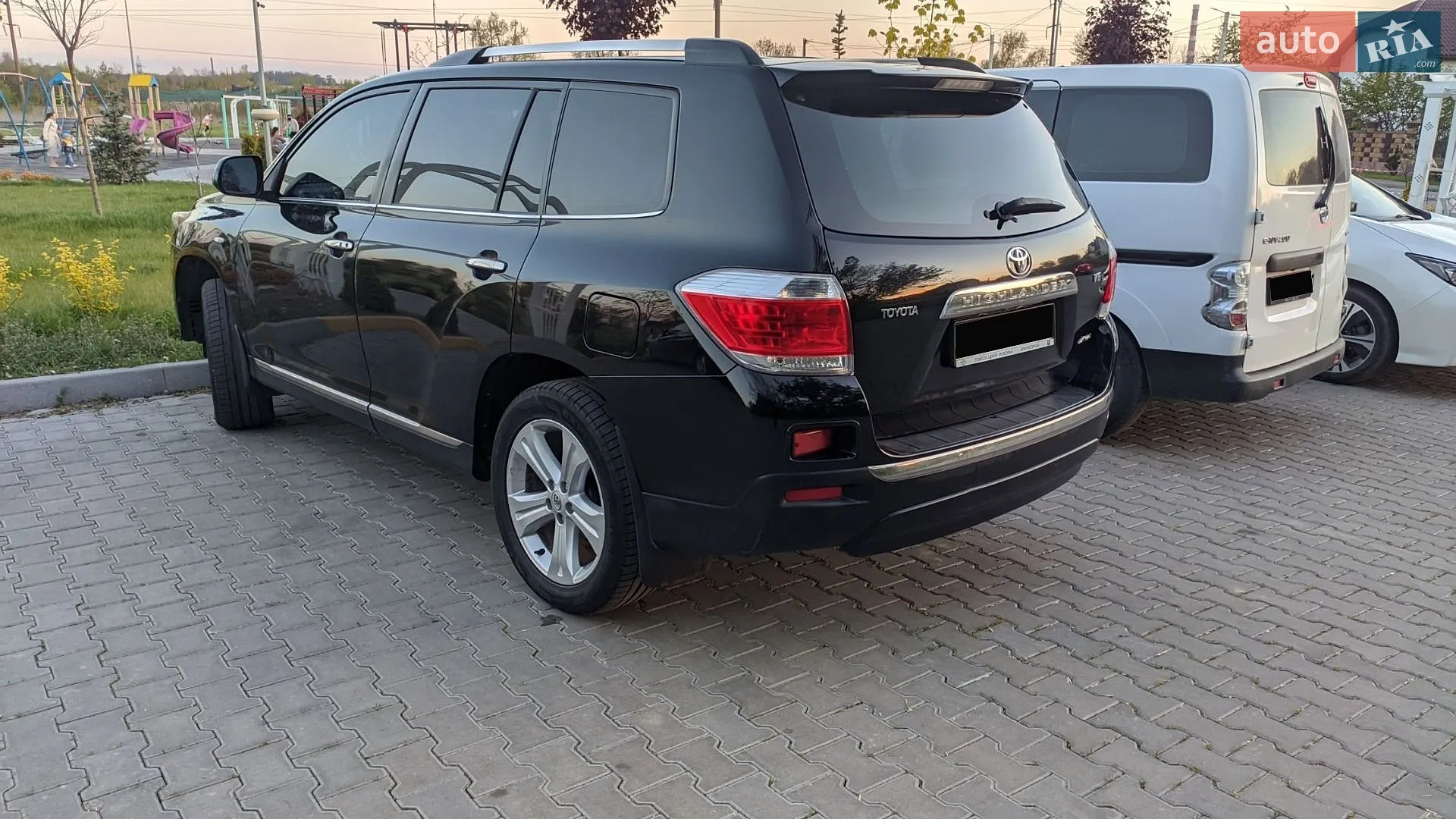 2011 Toyota Highlander - мініатюра 8