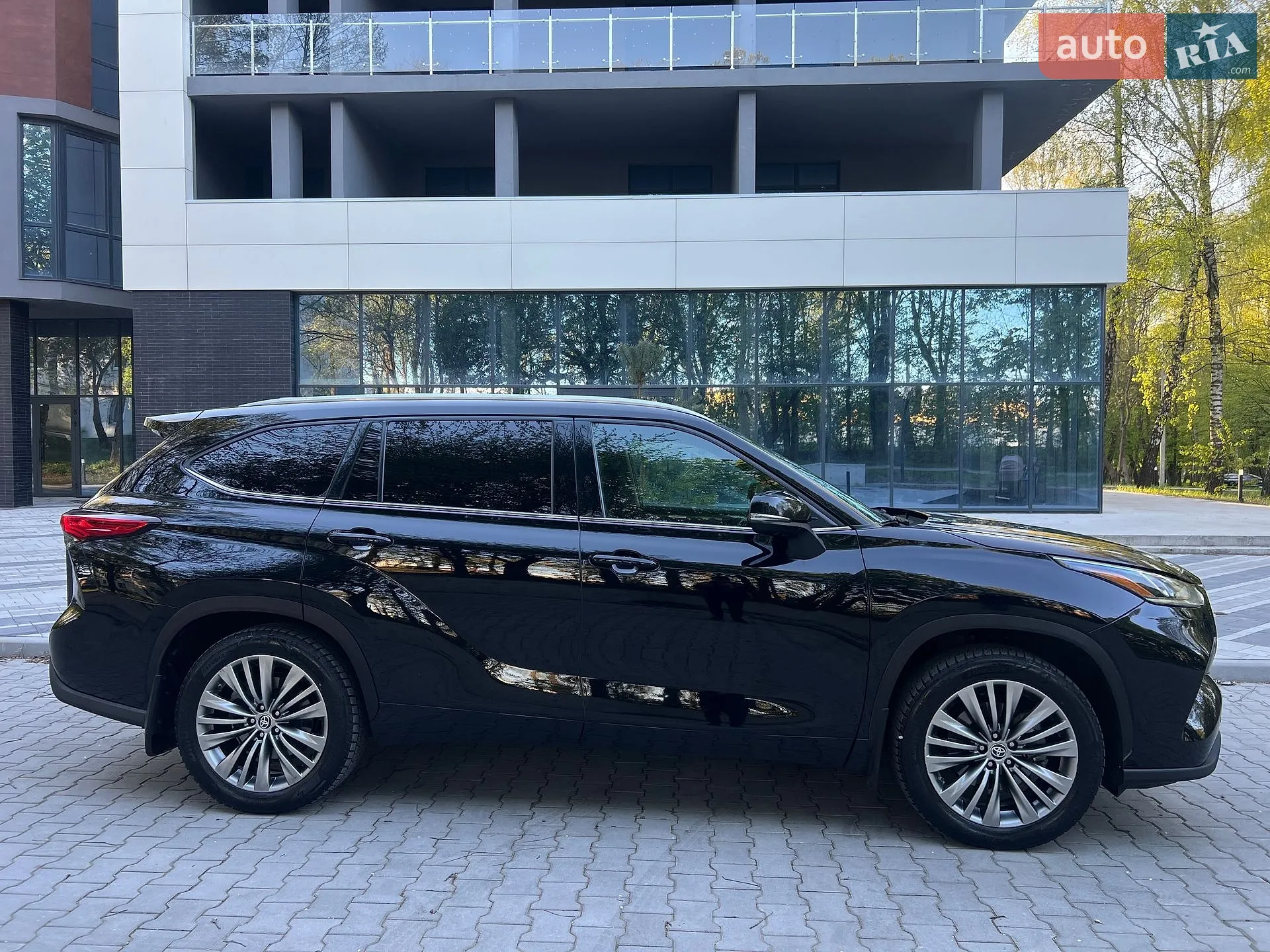 2020 Toyota Highlander - мініатюра 5