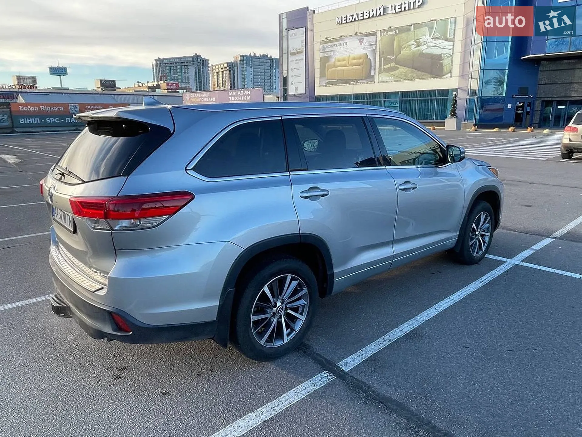 2018 Toyota Highlander - мініатюра 3