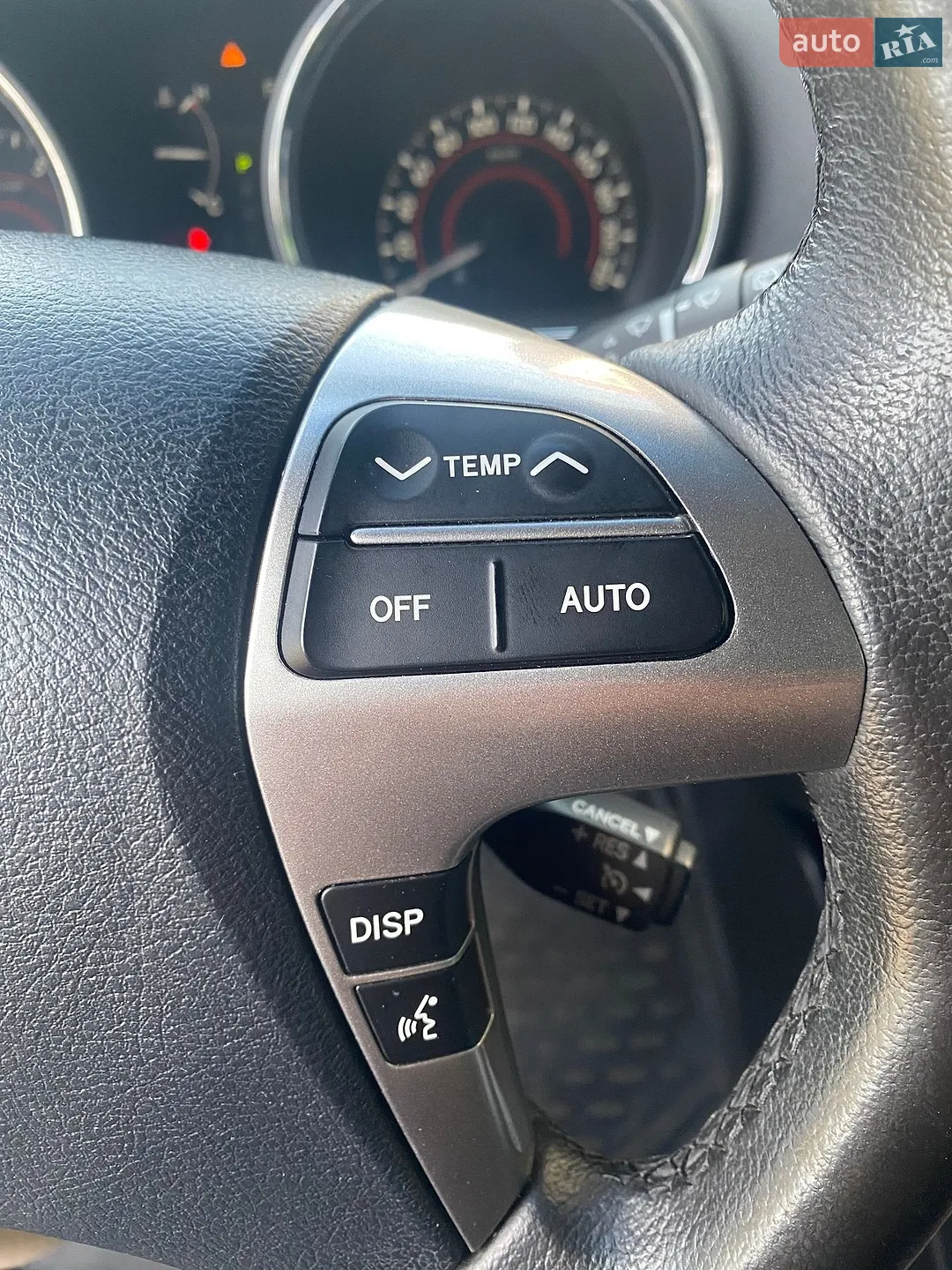 2013 Toyota Highlander - мініатюра 21