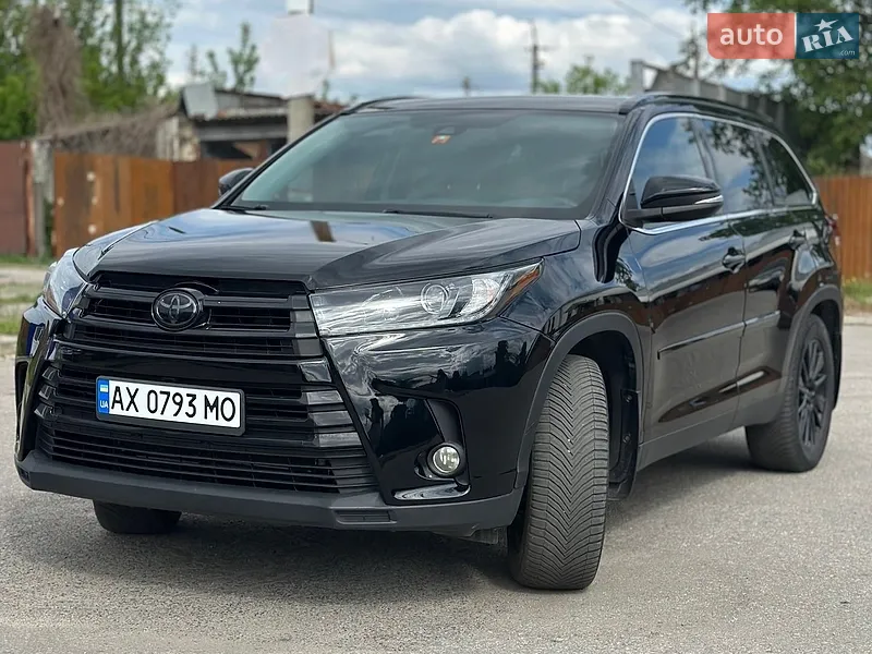 Toyota Highlander 2019